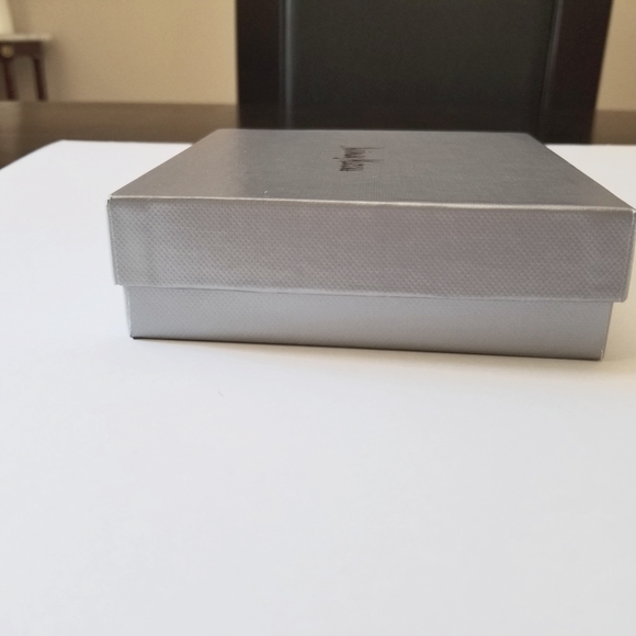 New Neiman Marcus Silver Gift Box, Approximately 6" x 6" x 1.5" - Picture 4 of 5